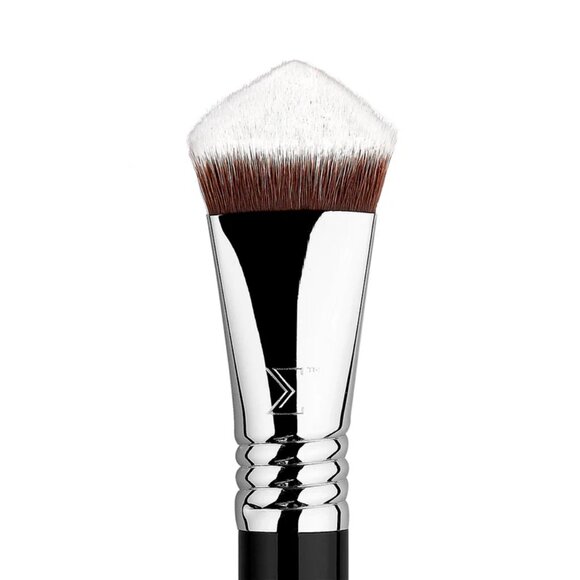 Sigma Beauty - F87 EDGE KABUKI™ BRUSH - Picture 1 of 4